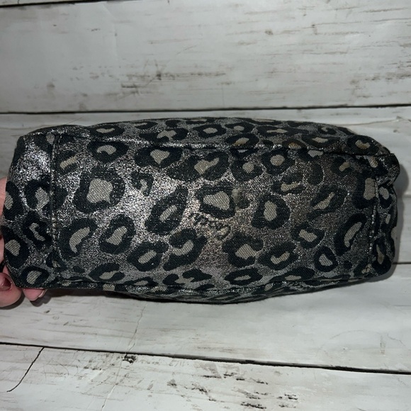 Coach Leopard Mini baguette shoulder bag - Picture 4 of 5
